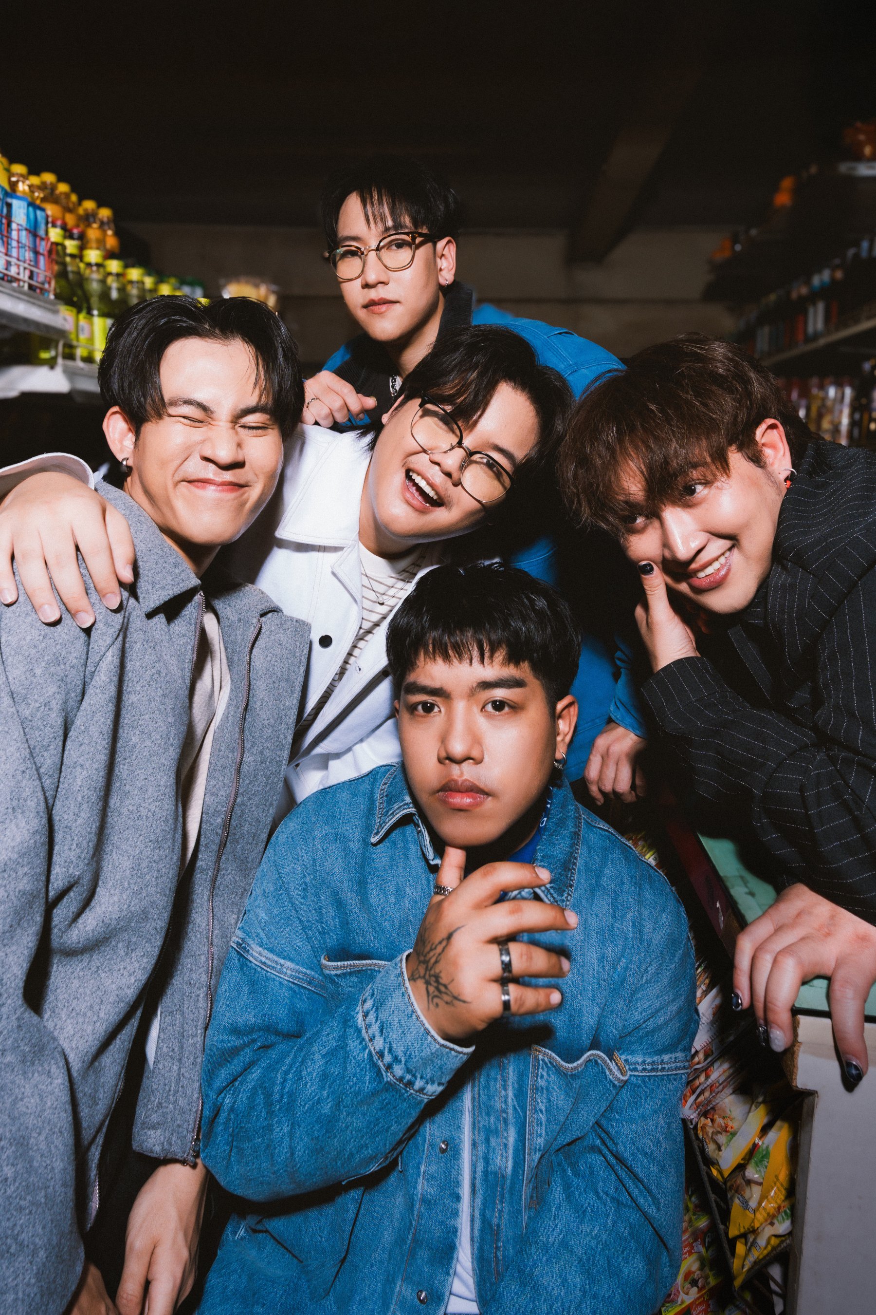 PURPEECH แรงไม่หยุด! “กลัวว่าฉันจะไม่เสียใจ (Fear)”  ครอง No.1 ไทย 8 สัปดาห์รวด บน "The Official Thailand Chart"