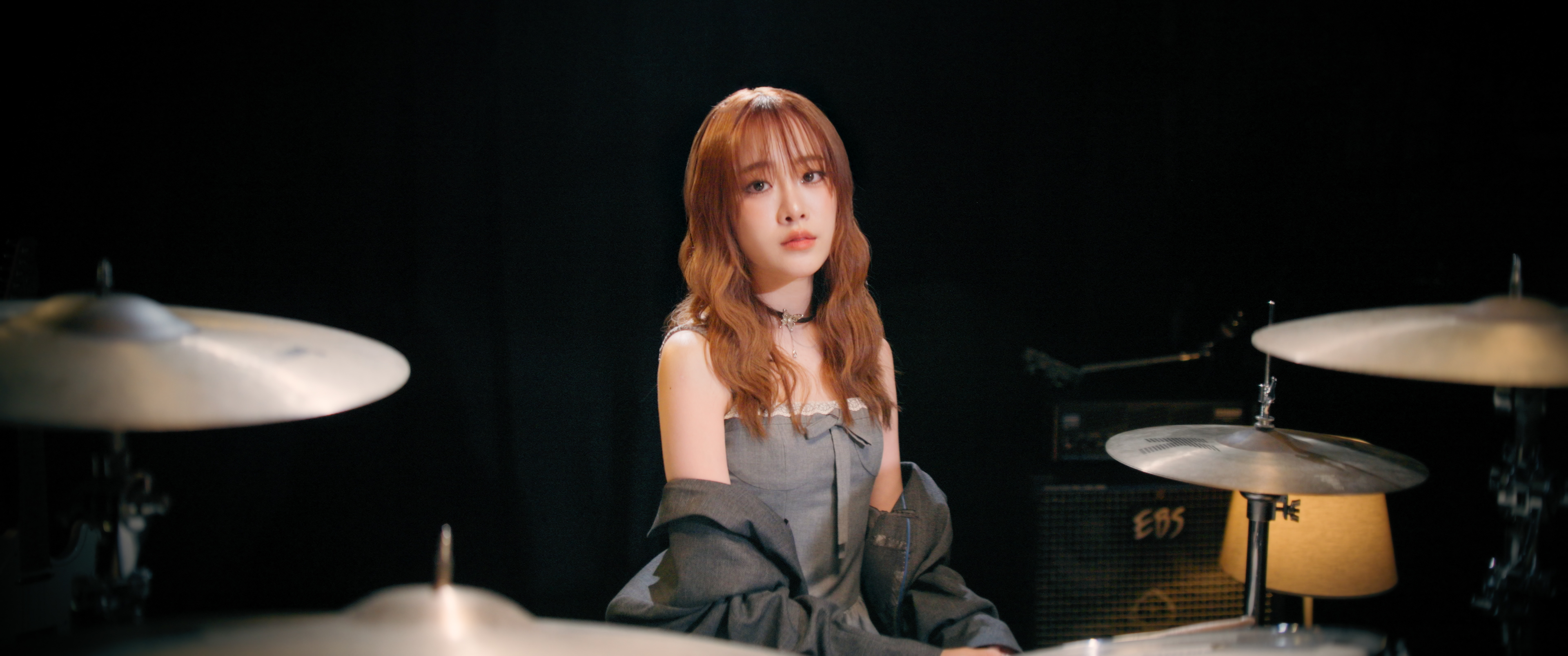 “เหลือหัวใจ” เพลงเศร้าจาก mintchyy ถ่ายทอดเรื่องราวของคนที่พยายามก้าวต่อไป ทั้งที่ใจยังอยู่ที่เดิม ที่ได้ร่วมทำกับ marr team