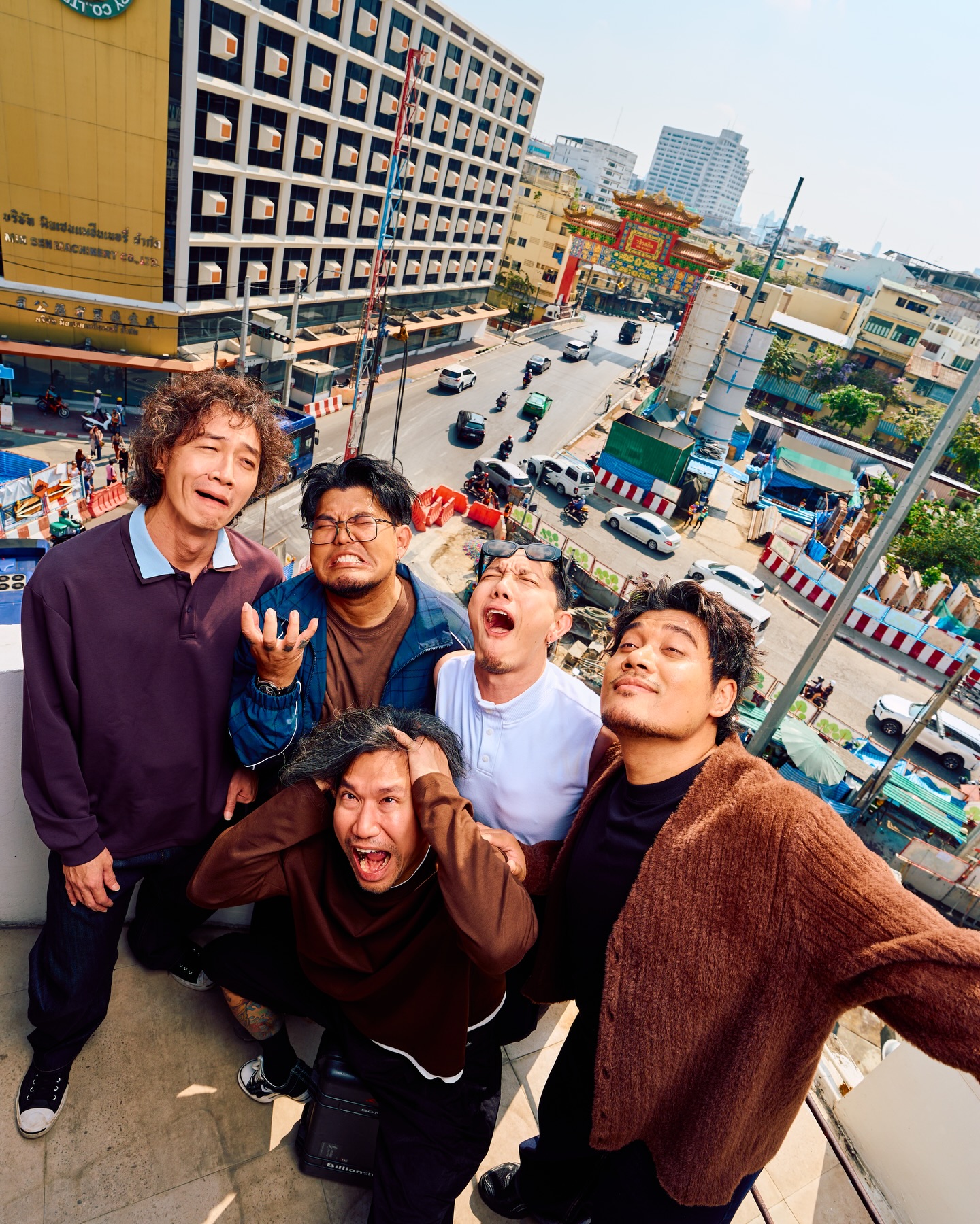 ‘ชีวิตซวยทุกก้าว แต่ก็ยังต้องเดินต่อไป’ POTATO ปล่อย MV เพลงใหม่ ‘ชีวิตวุ่นวาย’ Feat. Heartrocker