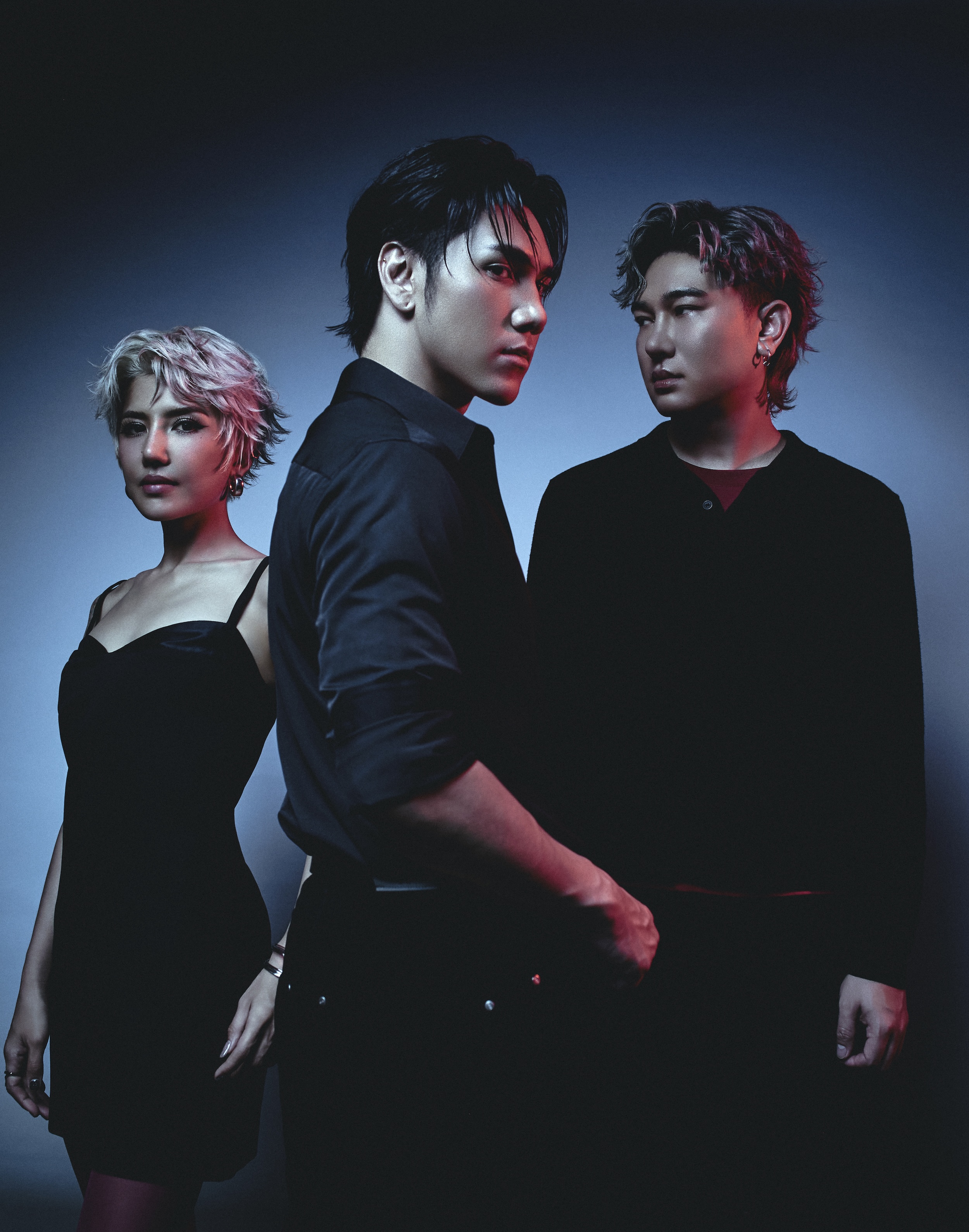 INDIGO ปล่อย MV “อยากบอกรัก” ผลงานเพลงแรกกับค่าย BRIDGE  กับดนตรีที่หนักแน่นและเข้มข้นในสไตล์ของวง