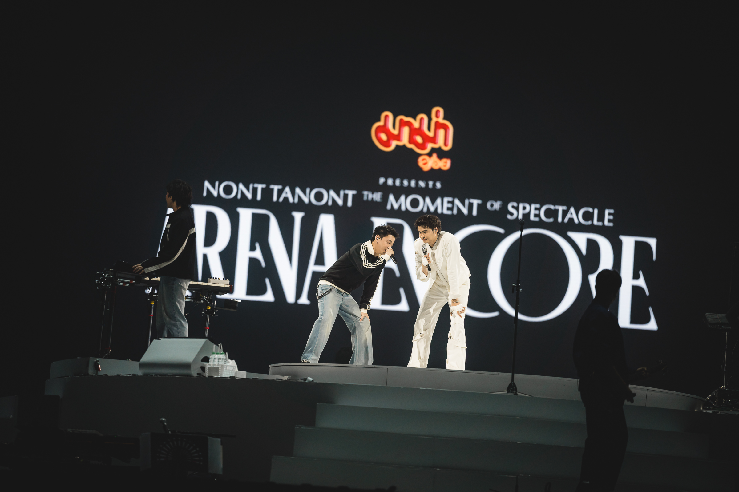 “นนท์ ธนนท์” เสิร์ฟเวที 360° กลางอิมแพคปิดฉาก  “ARENA ENCORE” พร้อมประกาศ EP.04 ปีหน้า “จัดร้อนหน่อยนะครับ” เตรียมบุก “ราชมังฯ”