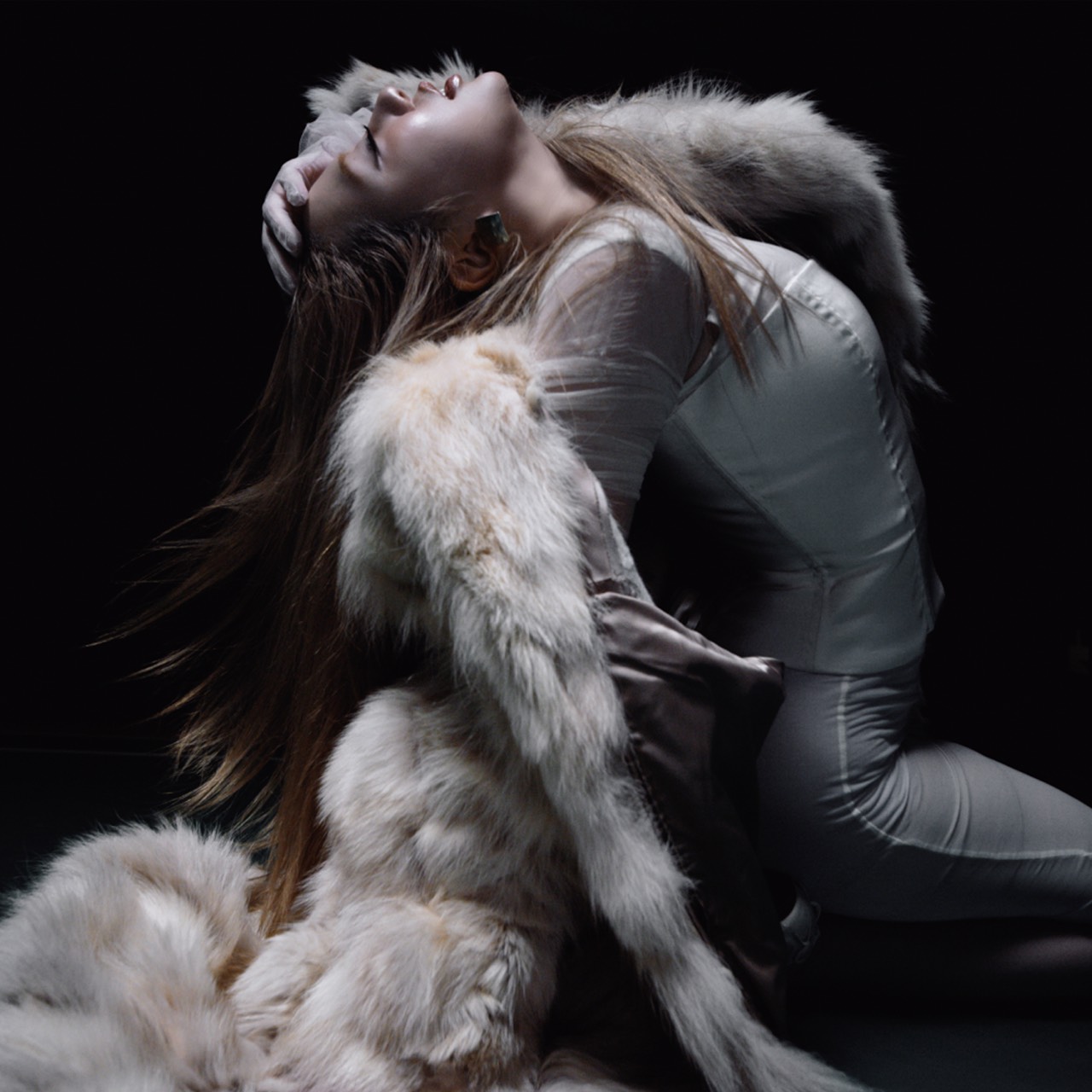 JASMINE YEN ปลดปล่อยด้านมืดผ่านซิงเกิลใหม่ “SWEAT”