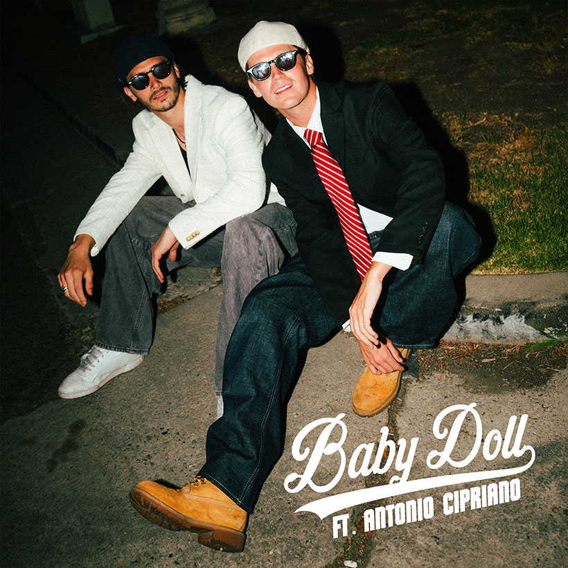 Jamie Miller ชวน Antonio Cipriano จากซีรีส์ Off Campus ส่ง “Babydoll” เวอร์ชันใหม่ หลังเพลงฮิตจุดกระแสแดนซ์ทั่วโซเชียล คว้าอันดับ 1 U.S. Pop iTunes ไปครองอย่างสวยงาม